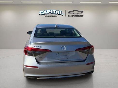 Used 2022 Honda Civic LX image 4
