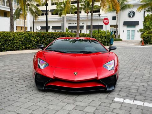 Used 2016 Lamborghini Aventador LP 750-4 Superveloce image 4