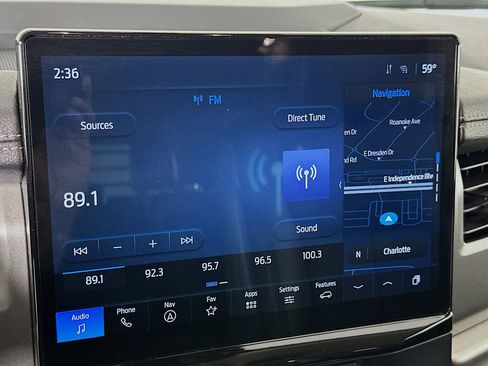 Used 2024 Ford Expedition XLT image 21