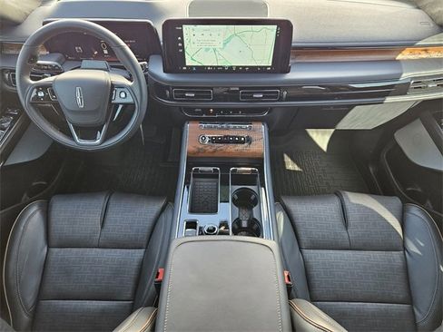 New 2025 Lincoln Aviator Black Label w/ Black Label Special Edition image 24