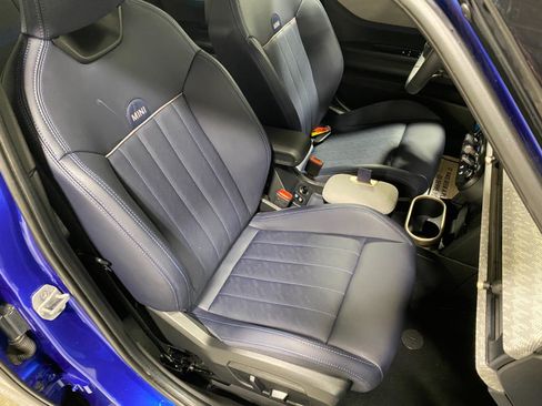 Certified 2025 MINI Cooper S image 13