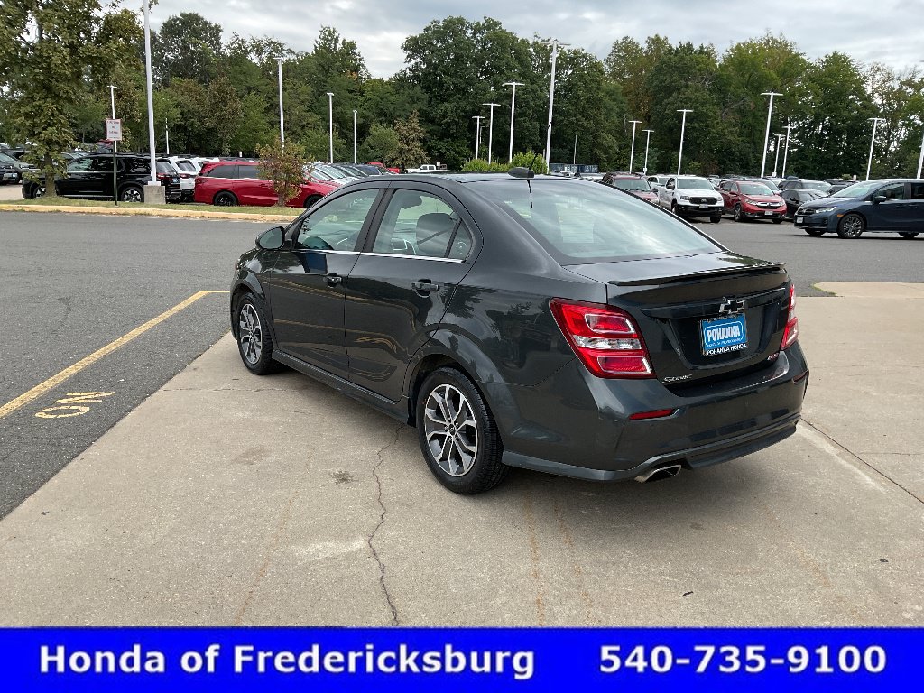 Used 2020 Chevrolet Sonic LT w/ Convenience Package FWD image 4