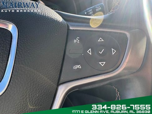 Used 2023 GMC Terrain AT4 image 19