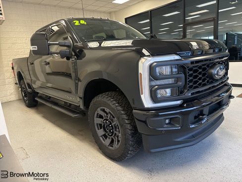 Used 2024 Ford F250 Lariat w/ Lariat Ultimate Package AWD/4WD image 1