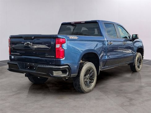 Certified 2022 Chevrolet Silverado 1500 Custom Trail Boss w/ Safety Confidence Package image 4