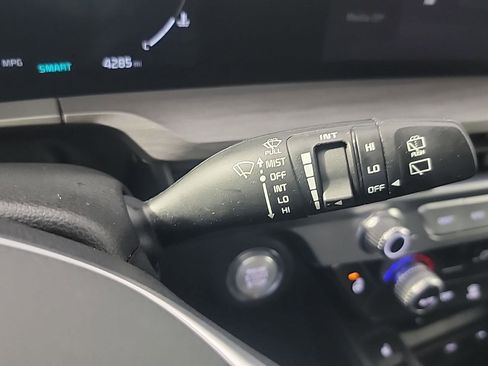 Used 2025 Kia Telluride SX X-Line image 31