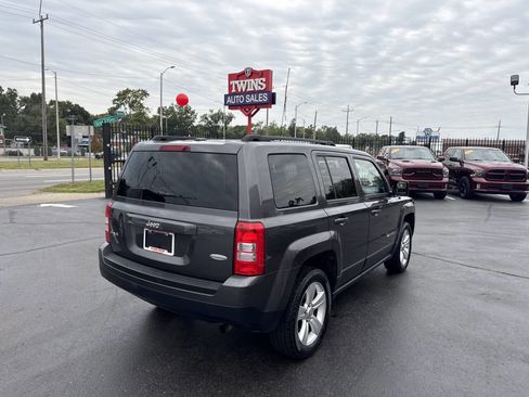 Used 2015 Jeep Patriot Latitude image 6