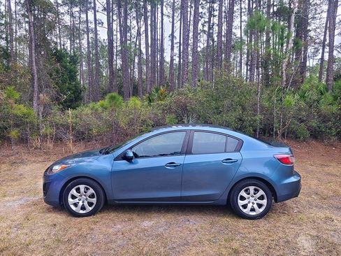 Used 2010 MAZDA MAZDA3 i Sport image 7