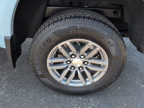 New 2025 Chevrolet Colorado LT w/ LT Convenience Package image 3