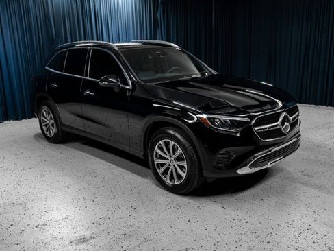 Certified 2026 Mercedes-Benz GLC 300 image 3