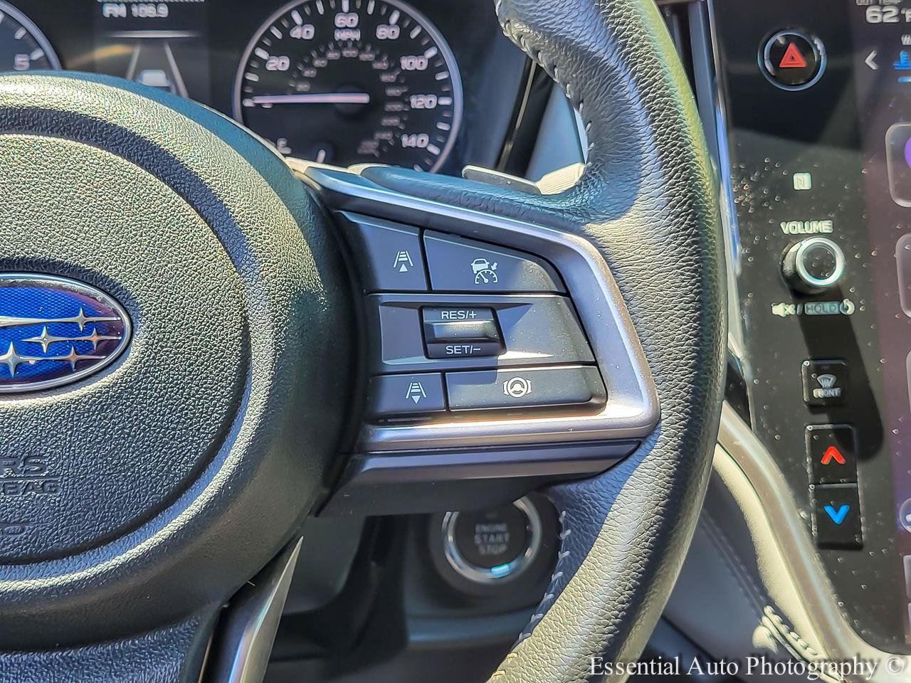 Certified 2025 Subaru Outback Premium AWD/4WD image 49