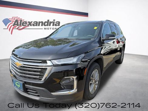 Used 2023 Chevrolet Traverse LT AWD/4WD image 1