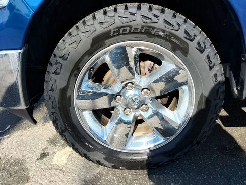 Used 2019 RAM 1500 Big Horn AWD/4WD image 10