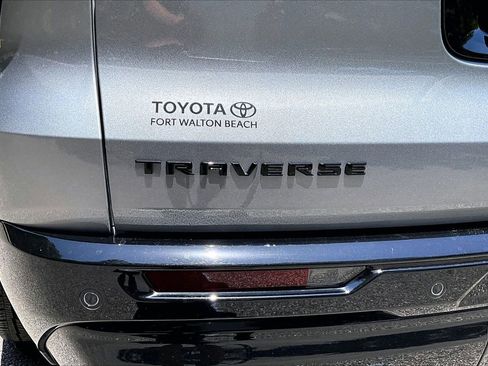 Used 2024 Chevrolet Traverse RS w/ LPO, Floor Liner Package FWD image 27