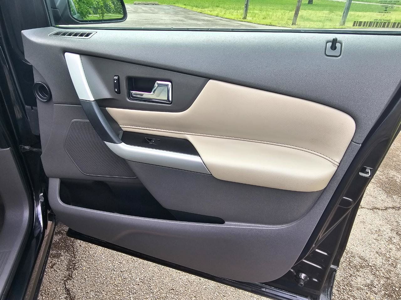 Used 2013 Ford Edge SE FWD image 16
