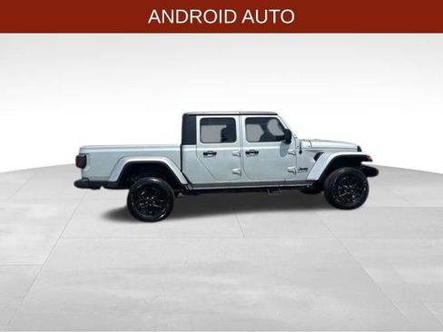 Used 2022 Jeep Gladiator Sport AWD/4WD image 8