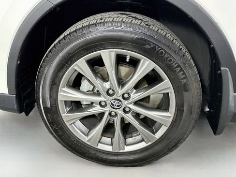 Used 2016 Toyota RAV4 Limited AWD/4WD image 31