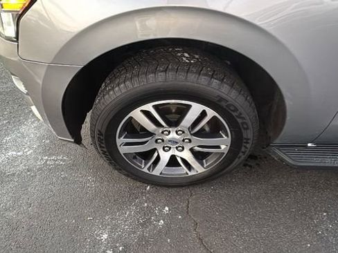 Used 2024 Ford Expedition Max Limited image 41