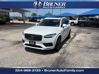 Used 2021 Volvo XC90 T6 Momentum w/ Advanced Package