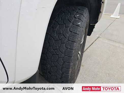 Used 2017 Toyota Tacoma TRD Sport w/ Tow Package (A/T) AWD/4WD image 41