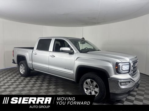 Used 2017 GMC Sierra 1500 SLE w/ SLE Value Package image 1