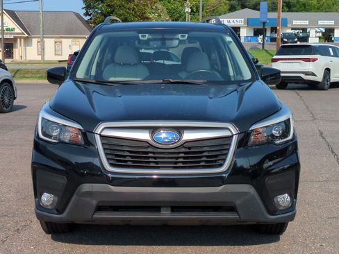 Used 2021 Subaru Forester Premium AWD/4WD image 7