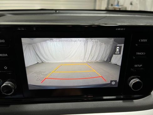 Used 2022 Kia K5 LXS image 30