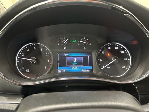 Used 2020 Buick Encore Preferred image 25