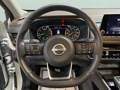 Certified 2023 Nissan Rogue SV w/ SV Premium B Package AWD/4WD image 13