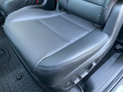 Used 2026 Hyundai Ioniq 9 Limited image 30