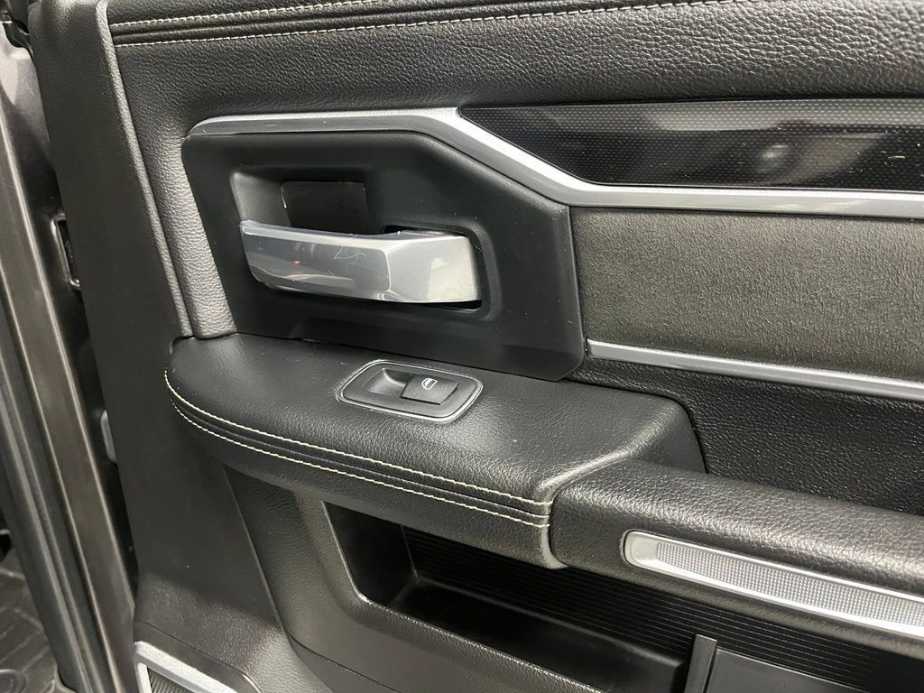 Used 2019 RAM 2500 Laramie AWD/4WD image 52