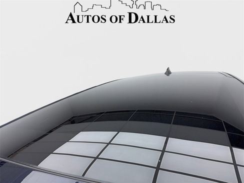 Used 2023 Land Rover Discovery Sport SE image 13