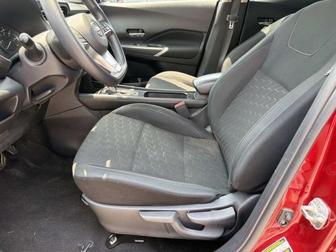 Used 2023 Nissan Kicks SV FWD image 13