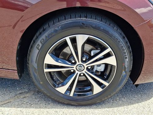 Used 2023 Nissan Sentra SV FWD image 8