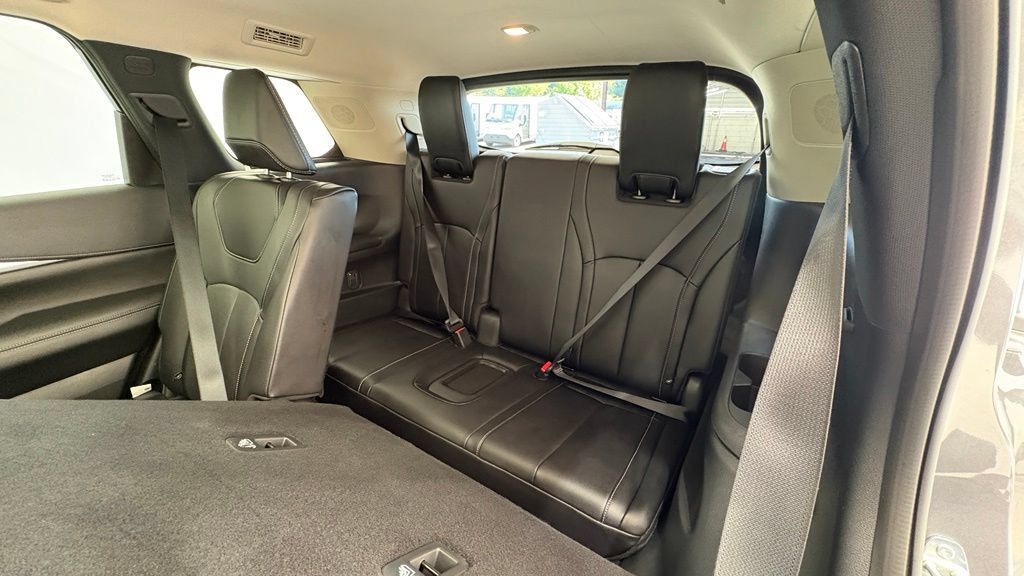 Used 2024 INFINITI QX60 Luxe AWD/4WD image 23