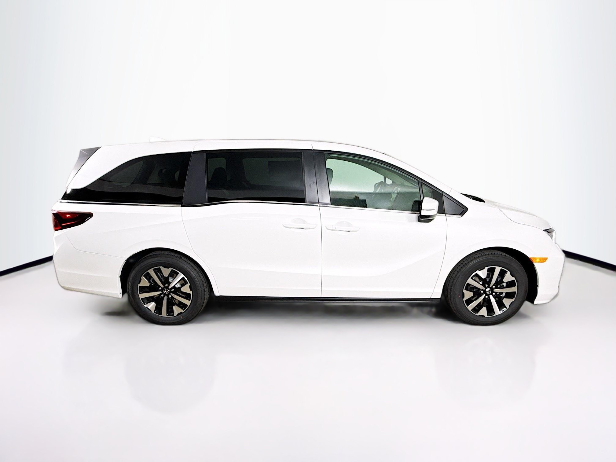 New 2026 Honda Odyssey EX-L image 2