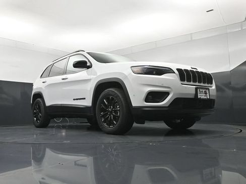 Used 2023 Jeep Cherokee Altitude Lux AWD/4WD image 22