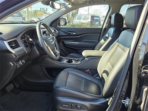 Used 2023 GMC Acadia SLT w/ Trailering Package image 10