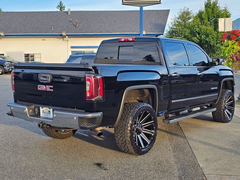 Used 2018 GMC Sierra 1500 SLT w/ SLT Premium Package AWD/4WD image 6