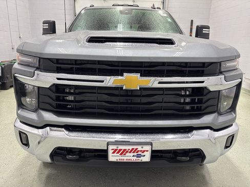 New 2026 Chevrolet Silverado 3500 LT image 8