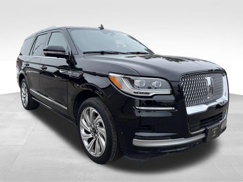 Used 2024 Lincoln Navigator Reserve w/ Equipment Group 201A image 5