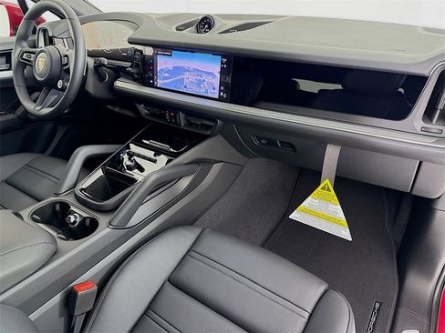 New 2026 Porsche Cayenne E-Hybrid Coupe image 31