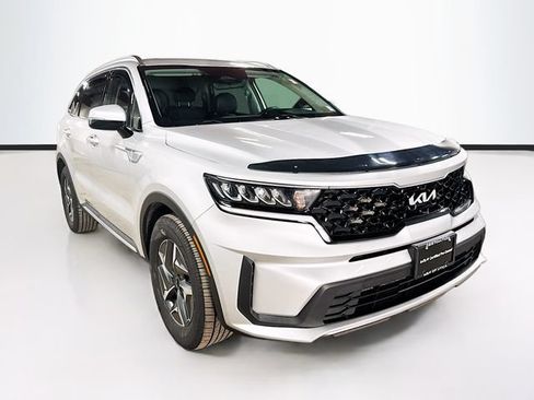Used 2022 Kia Sorento S AWD/4WD image 1