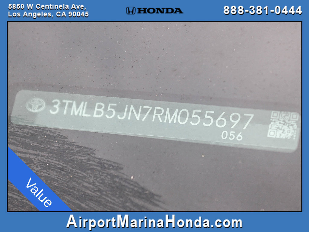 Used 2024 Toyota Tacoma TRD Off-Road AWD/4WD image 28