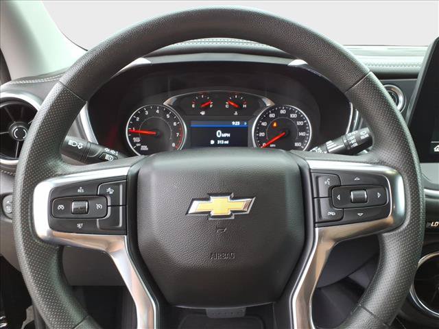 Used 2025 Chevrolet Blazer LT FWD image 23