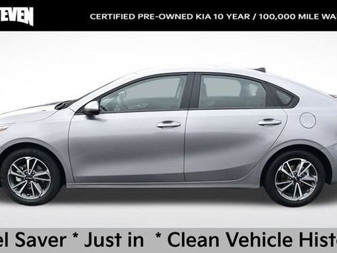Certified 2023 Kia Forte LXS image 2