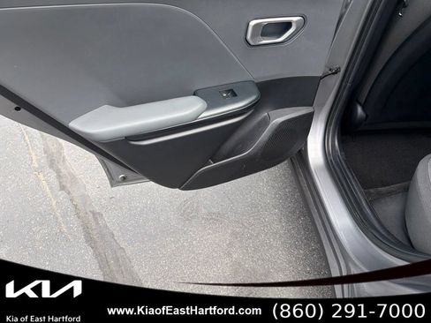 Certified 2025 Kia K4 FWD image 17