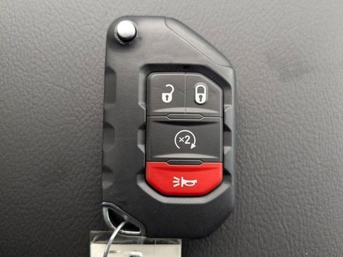 New 2026 Jeep Wrangler Unlimited Rubicon w/ Safety Group AWD/4WD image 31