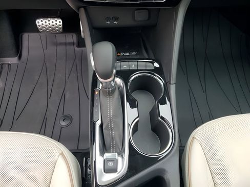 New 2026 Buick Encore GX Avenir w/ Avenir Technology Package image 43