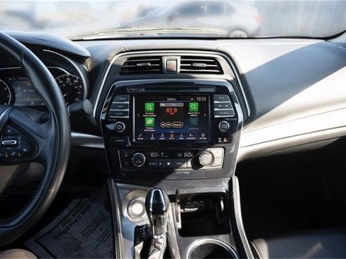 Used 2023 Nissan Maxima SV w/ Floor Mat Group image 8
